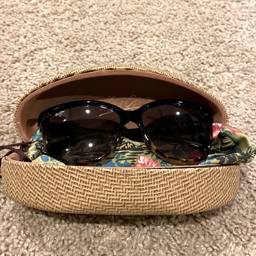 Maui Jim brown sunglasses